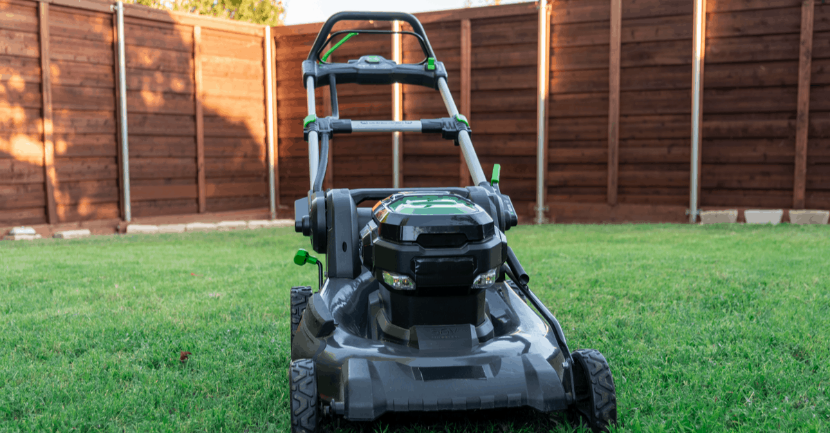 self propelled lawn mower