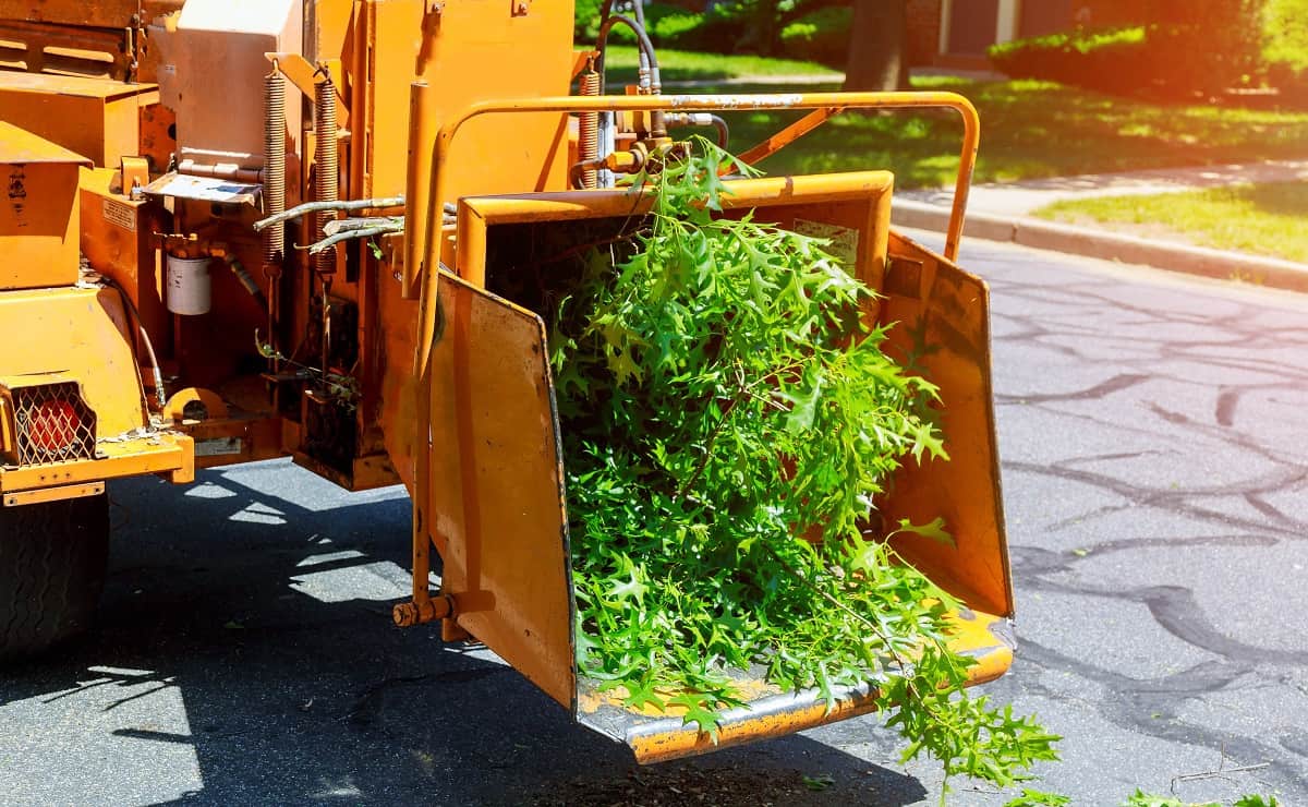 How Does A Leaf Mulcher Work