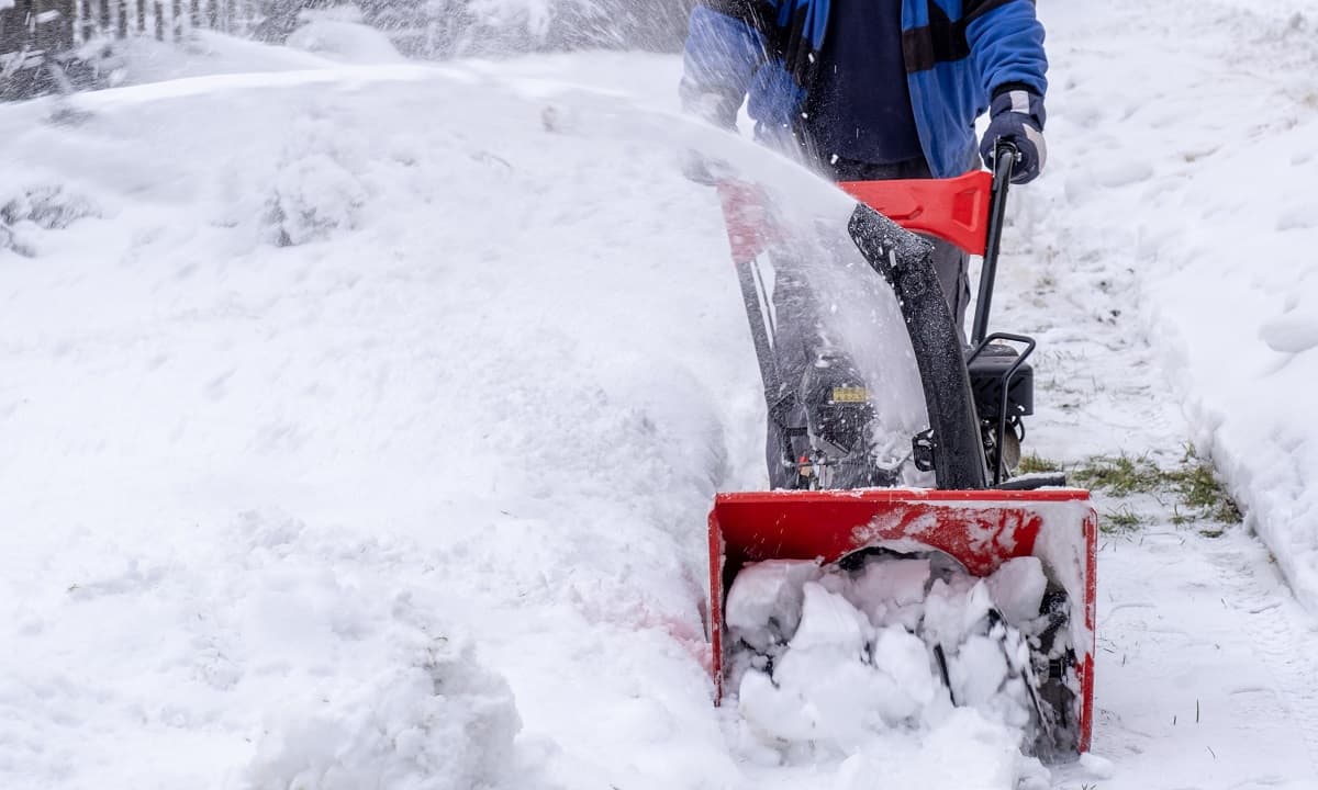 How To Keep Snow From Sticking To A Snowblower