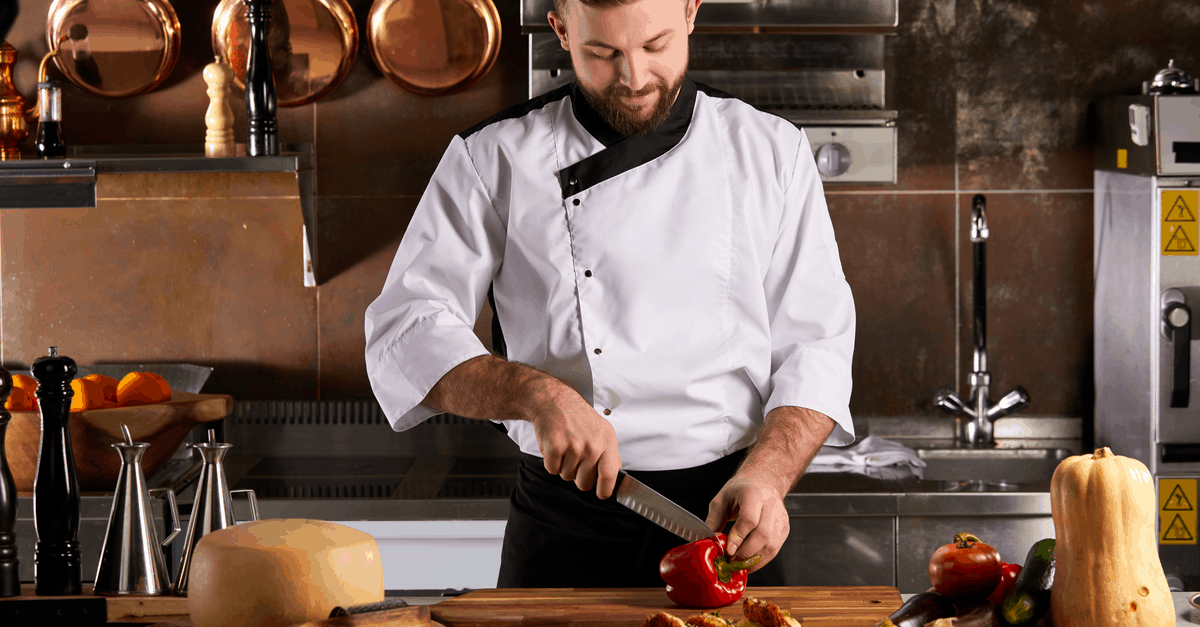 bell_peppers_04 chef cooks with bell peppers