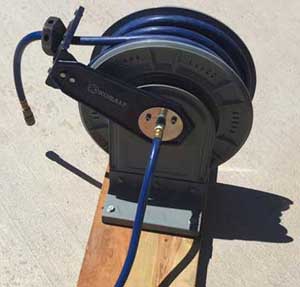 Best-Retractable-Air-Hose-Reel best retractable air hose reel
