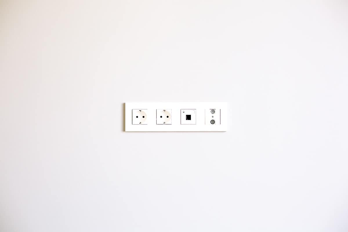 How To Add Outlets In Basement